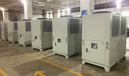 不會選冷水機設備?可以到玖一瞧瞧